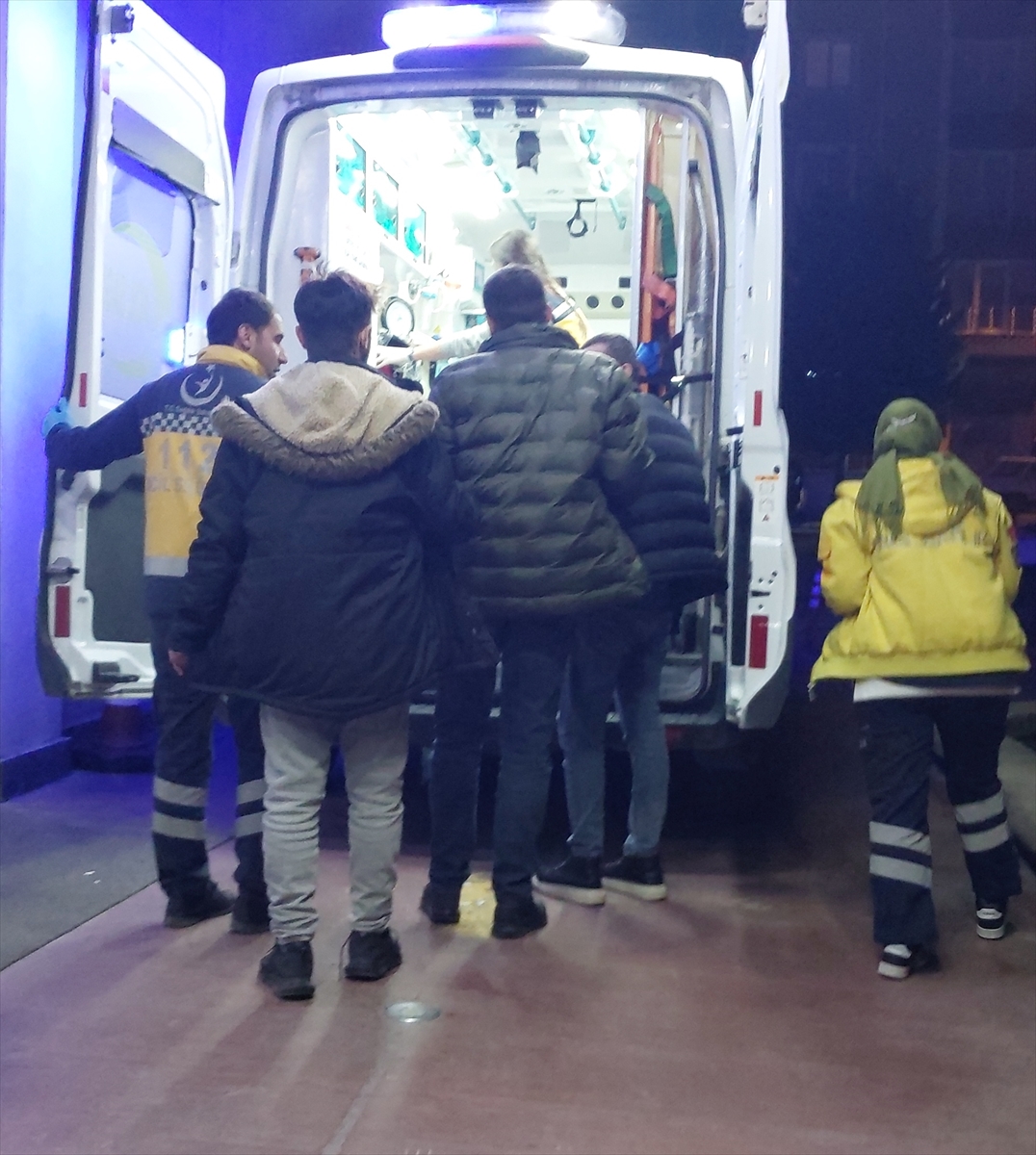 Samsun'da bıçaklı saldırıya uğrayan kişi ağır yaralandı