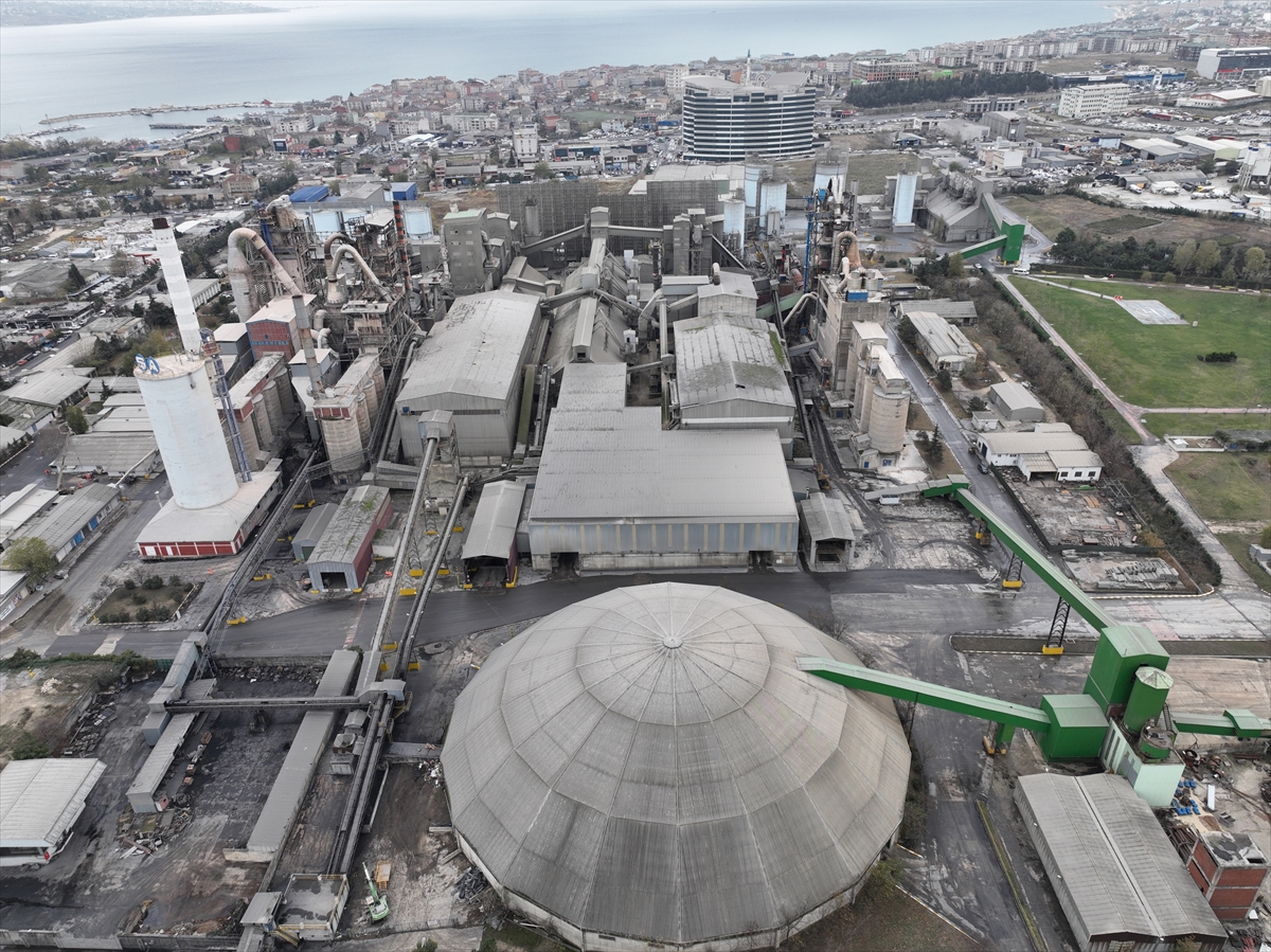 Sanayi kaynaklı hava kirliliğine karşı fabrika bacaları sürekli denetleniyor