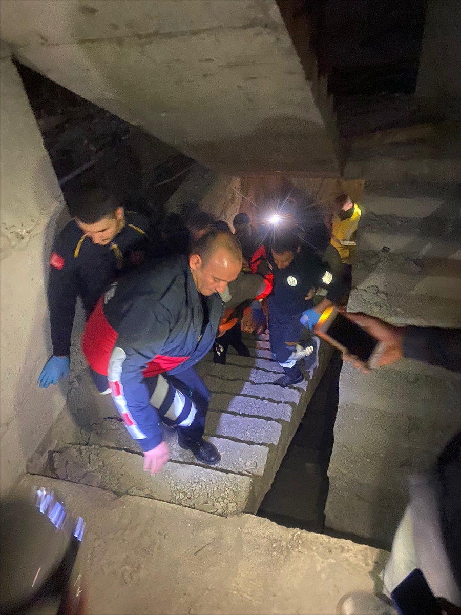 Siirt'te inşaattan düşen işçi ağır yaralandı