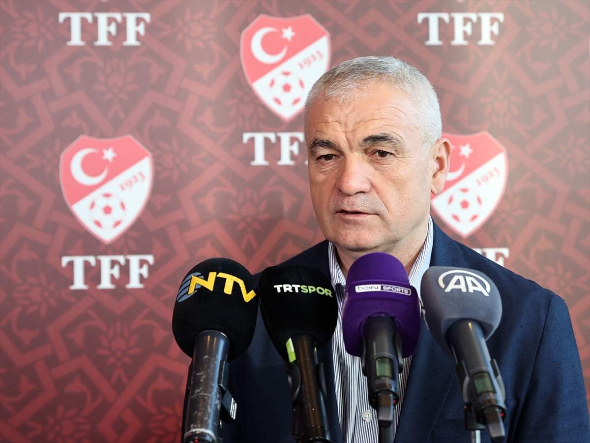 Sivasspor Teknik Direktörü Rıza Çalımbay'dan, Galatasaray maçı değerlendirmesi: