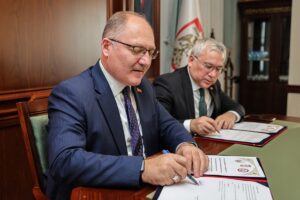 SİVAS (AA) – Sivas'ta eşi vefat etmiş, 18 yaş altında