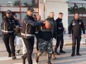 - Operasyonda 2 kalaşnikof piyade tüfeği, 3'ü makineli 36 tabanca