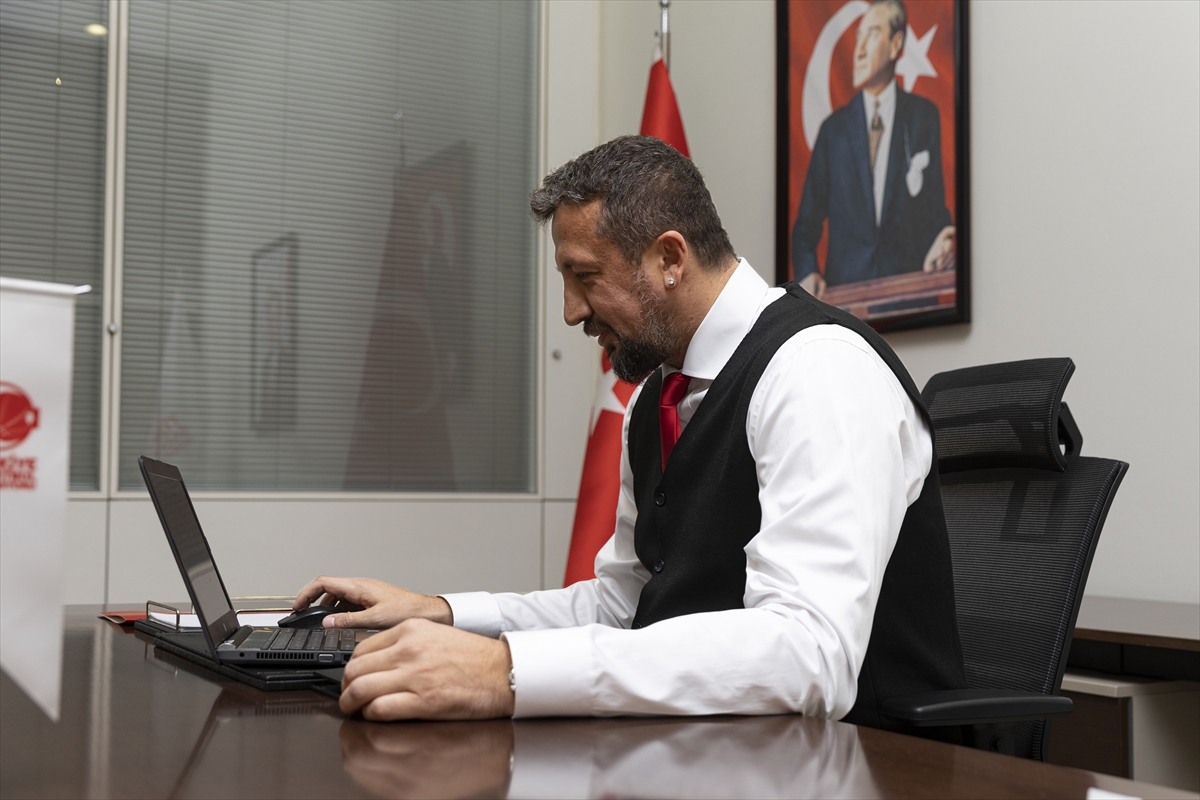 TBF Başkanı Hidayet Türkoğlu, AA'nın “Yılın Fotoğrafları” oylamasına katıldı
