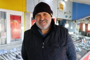 TEKİRDAĞ (AA) – Tekirdağ'da, kilosu 125 liradan tezgahları süsleyen çinekop,