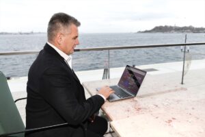 - Haber kategorisinde Emrah Yorulmaz'ın "TOGG’un ilk yolculuğu", çevre yaşam