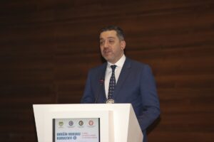 ANKARA (AA) – Türkiye Barolar Birliği Başkanı Erinç Sağkan, iyi