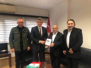 LEFKOŞA (AA) – Türkiye'nin Lefkoşa Büyükelçisi Metin Feyzioğlu, HAK-İŞ Genel