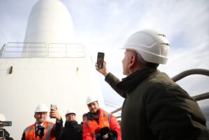 - "Bu hizmet, eser ve açılış şölenimiz artarak devam edecek.