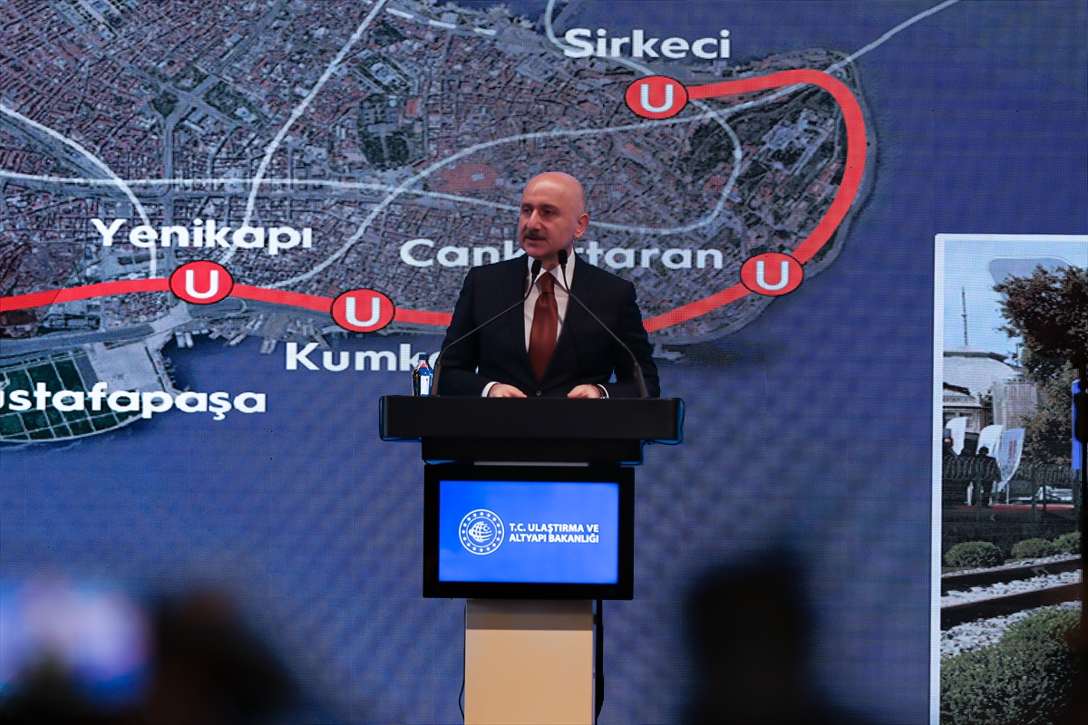 Ulaştırma ve Altyapı Bakanlığı'nın yapımı süren demir yolu yatırımları 27 milyar dolara ulaştı