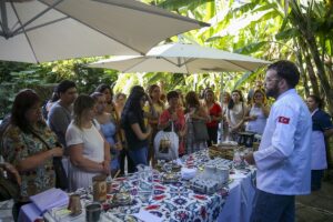 BUENOS AIRES (AA) – Yunus Emre Enstitüsü (YEE), 5 Aralık