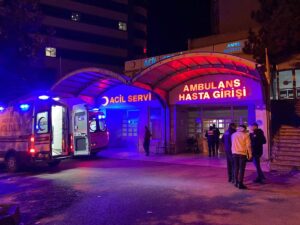 ZONGULDAK (AA) – Zonguldak'ta 24 öğrenci gıda zehirlenmesi şüphesiyle hastanede