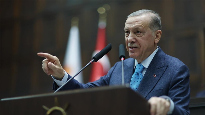 Cumhurbaşkanı Erdoğan’dan Davutoğlu’na yolsuzluk suçlaması