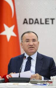 ANKARA (AA) – Adalet Bakanı Bekir Bozdağ, Türkiye'de şu anda