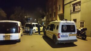 ADANA (AA) – Adana'nın Kozan ilçesinde bir evin bahçesinde içi