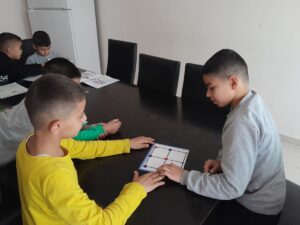 - Arapça ve İngilizceye çevrilerek basılan dergiden Türkiye'deki yabancı uyruklu