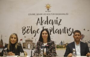 - "AK Parti, dünün ve bugünün olduğu gibi aynı zamanda