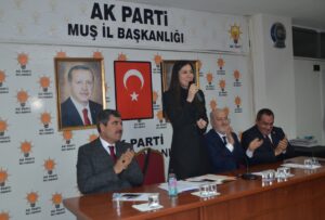 MUŞ (AA) – AK Parti Genel Başkan Yardımcısı Çiğdem Karaaslan,