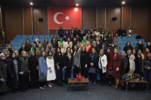 - "Geleceğe sadece Türkiye meseleleri üzerinden değil, küresel bir lider