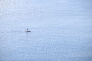 ANTALYA (AA) – Antalya'da yılın ilk gününde denize giren vatandaşlar,