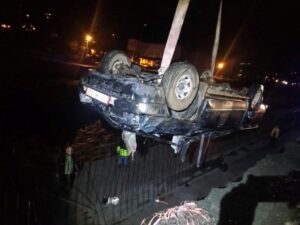 ARTVİN (AA) – Artvin'in Arhavi ilçesinde otomobilin dereye düşmesi sonucu