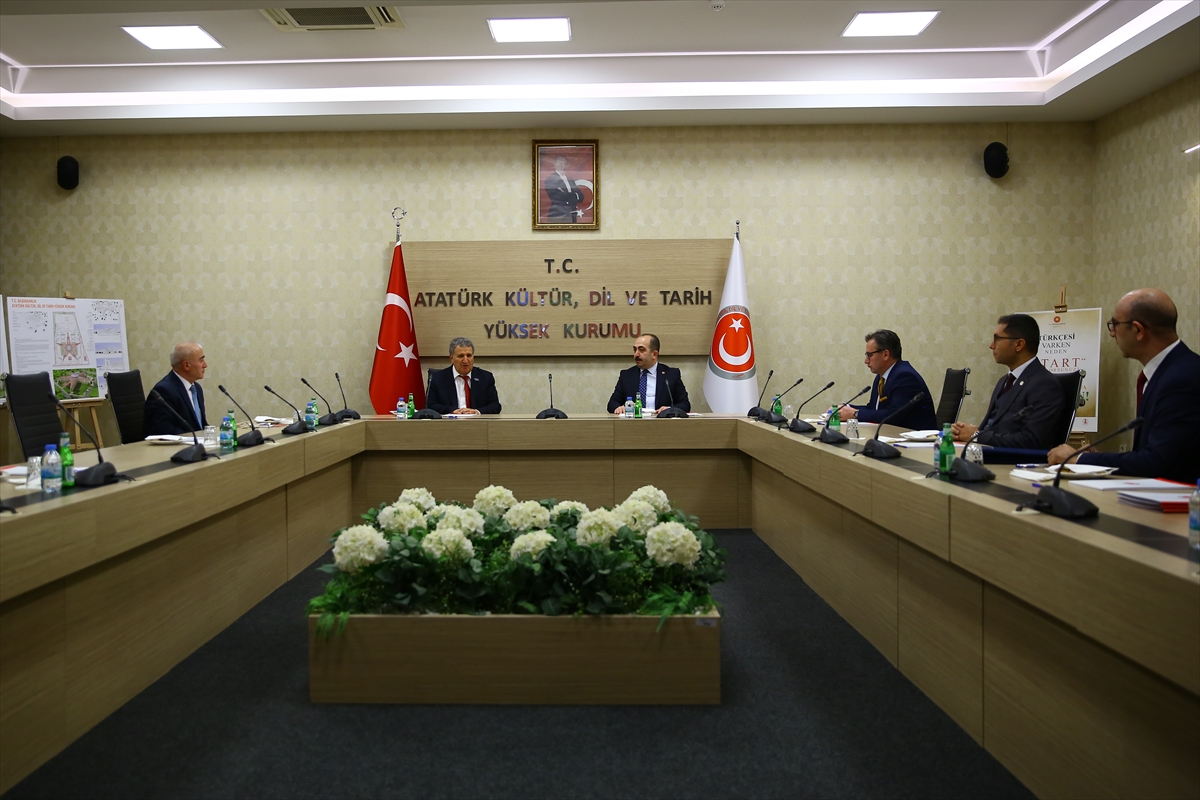 Atatürk Kültür, Dil ve Tarih Yüksek Kurumu ile Azerbaycan Milli İlimler Akademisi arasında işbirliği protokolü