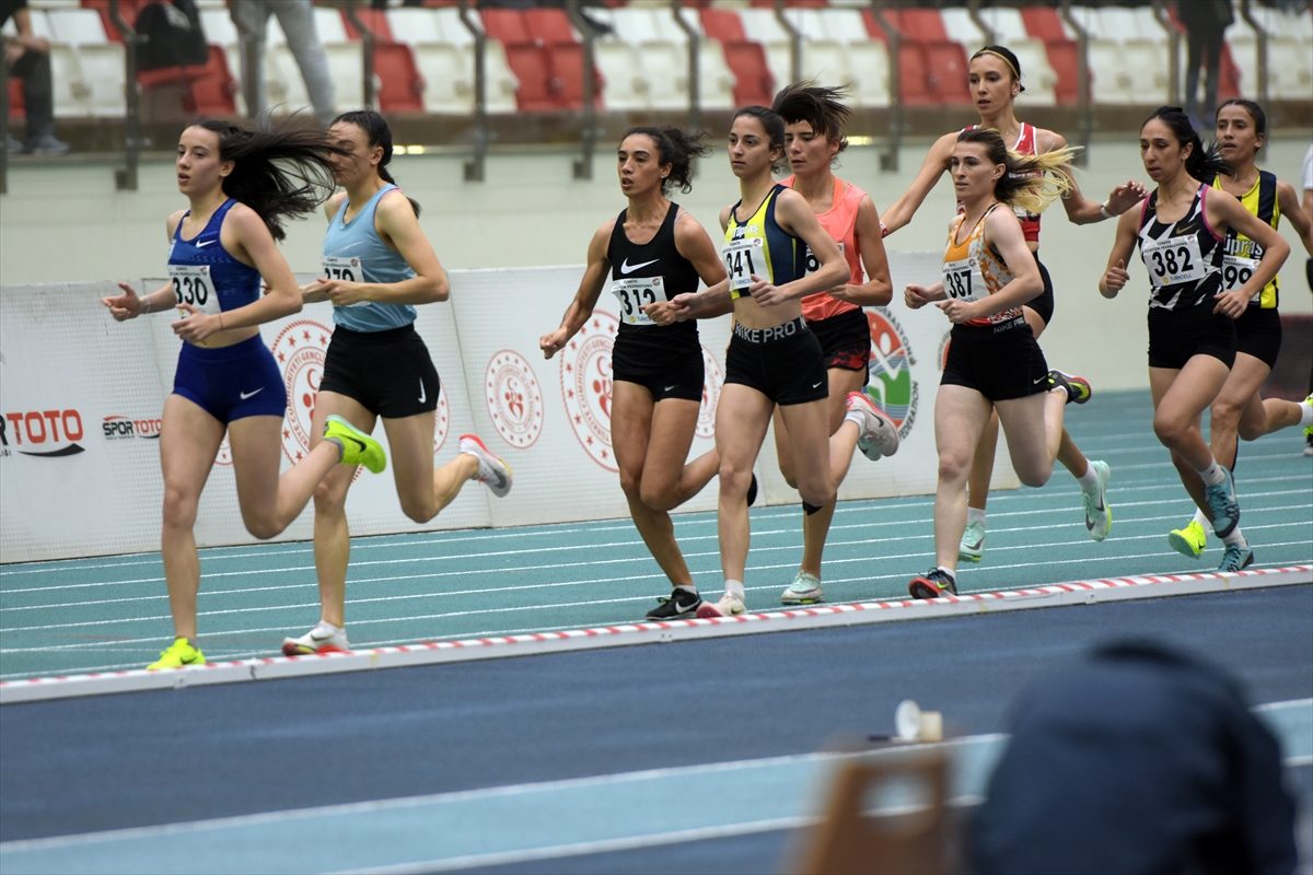 Atletizmde Olimpik Deneme ve Milli Takım Seçme Yarışmaları Bursa'da başladı