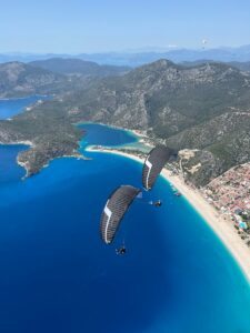 MUĞLA (AA) – Muğla'nın Fethiye ilçesindeki 1965 rakımlı Babadağ'dan geçen