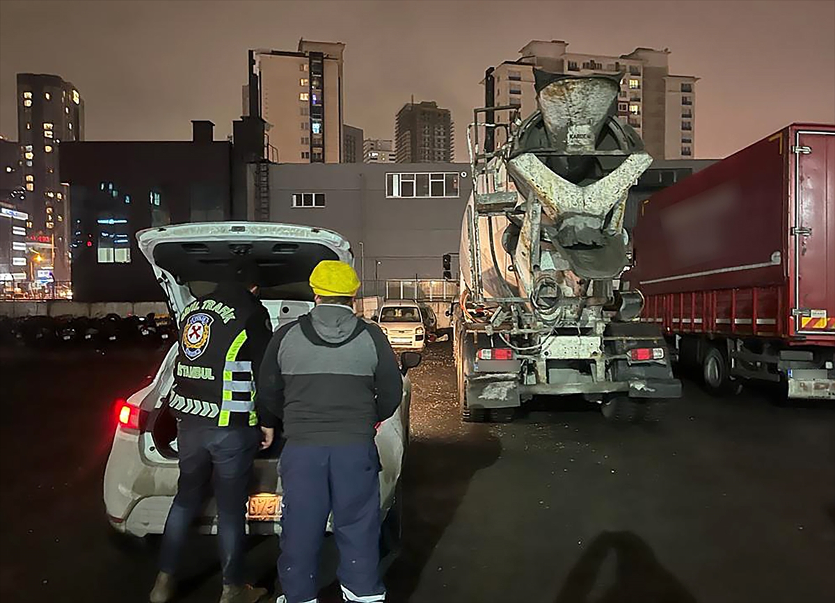 Bağcılar'da ambulansa yol vermeyen beton mikserinin sürücüsü, sahibi ve işletenine ceza