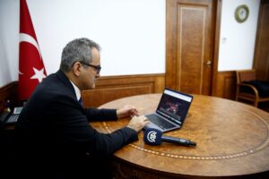 KIRŞEHİR (AA) – Milli Eğitim Bakanı Mahmut Özer, Anadolu Ajansının