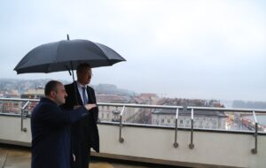 BUDAPEŞTE (AA) – Sanayi ve Teknoloji Bakanı Mustafa Varank, Macaristan'ın