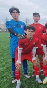 - Hayati tehlikesinin sürdüğü öğrenilen Yıldızlı'nın yoğun bakım ünitesindeki tedavisi