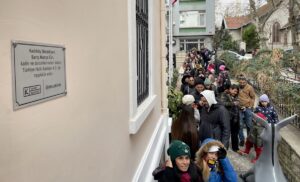 - Kadıköy Belediyesinin Manço ailesi ve Halkbank'ın desteğiyle müze haline