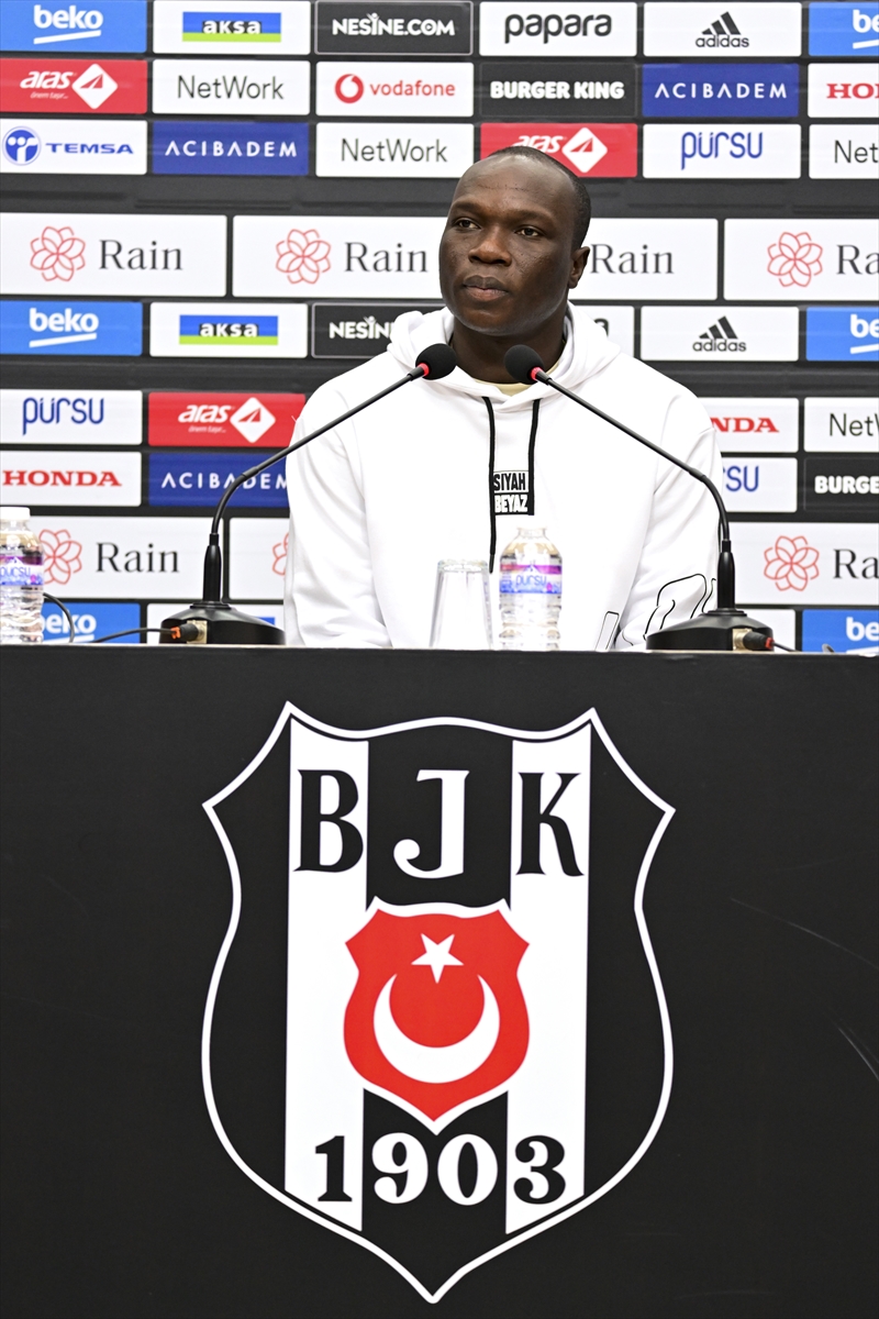 Beşiktaş'ın Kamerunlu futbolcusu Aboubakar, takımıyla yeni şampiyonluklar peşinde: