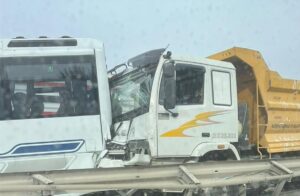 BİLECİK (AA) – Bilecik'in Bozüyük ilçesindeki zincirleme trafik kazasında 11