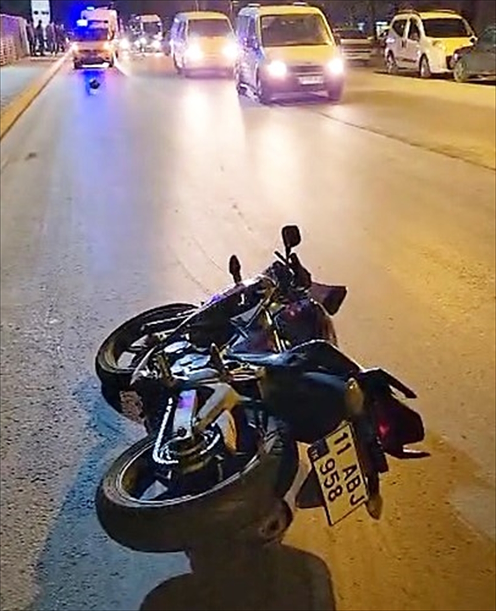 Bilecik'te motosiklet yayaya çarptı: 1 ölü, 1 yaralı