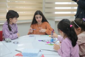 BOLU (AA) – Bolu'da yarıyıl tatilinde "kış okuluna" devam eden