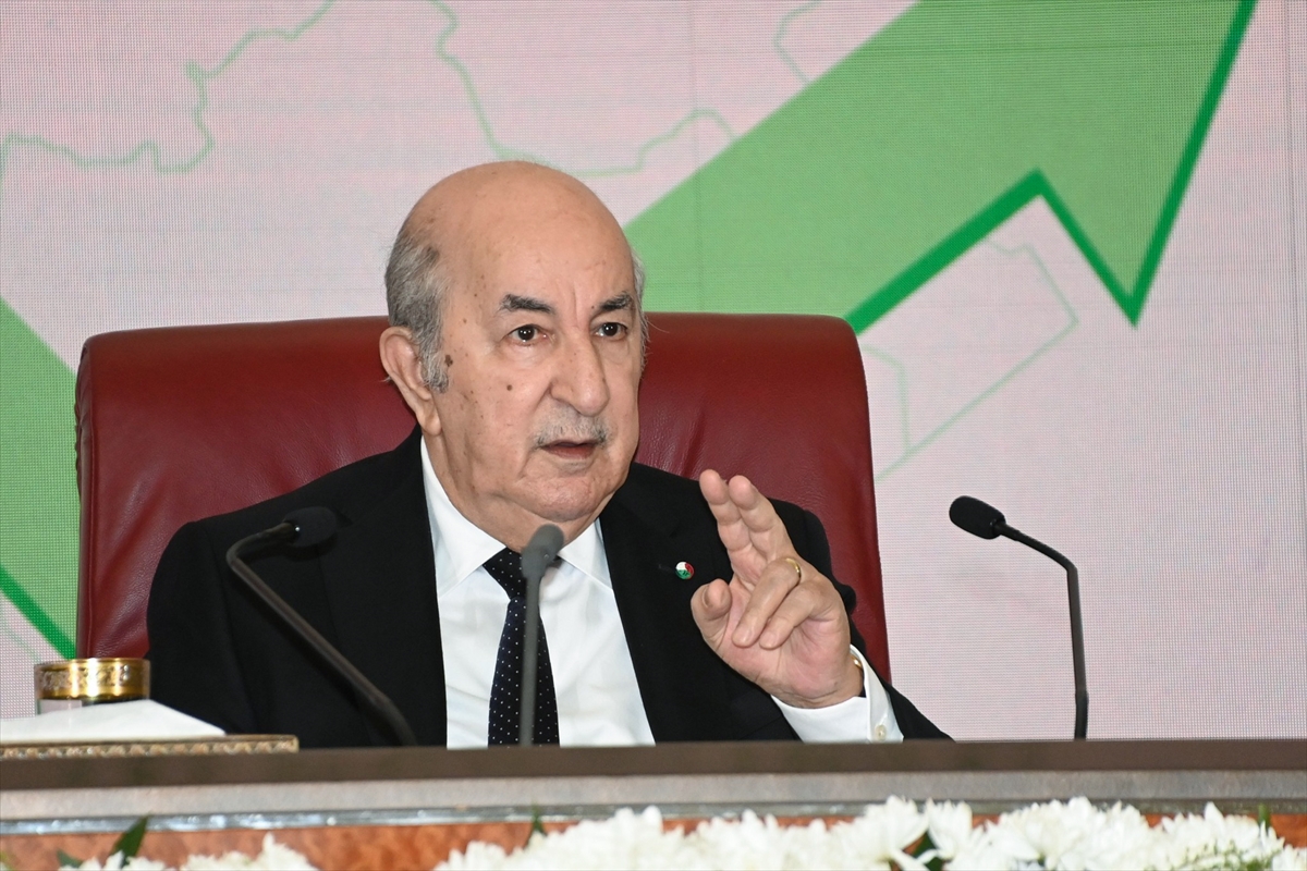 Cezayir Cumhurbaşkanı Tebbun, hidrokarbon dışı ihracatın arttığını açıkladı
