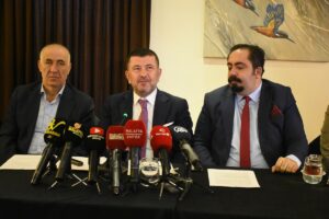 - "Altılı masanın adayına, altılı masa karar verecek ama bize