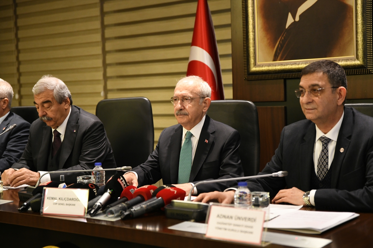 CHP Genel Başkanı Kılıçdaroğlu, Gaziantep'te sanayicilerle görüştü: