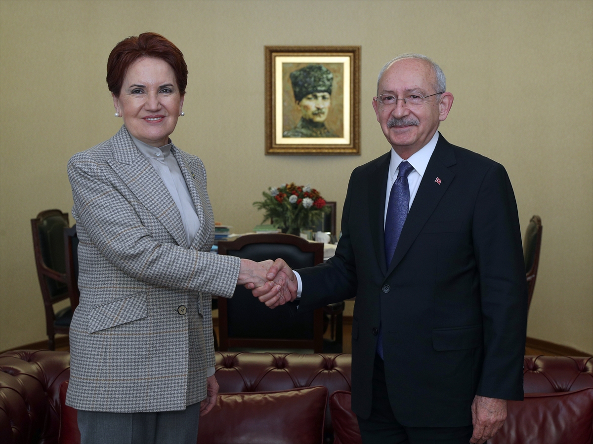 CHP Genel Başkanı Kılıçdaroğlu, İYİ Parti Genel Başkanı Akşener'le bir araya geldi