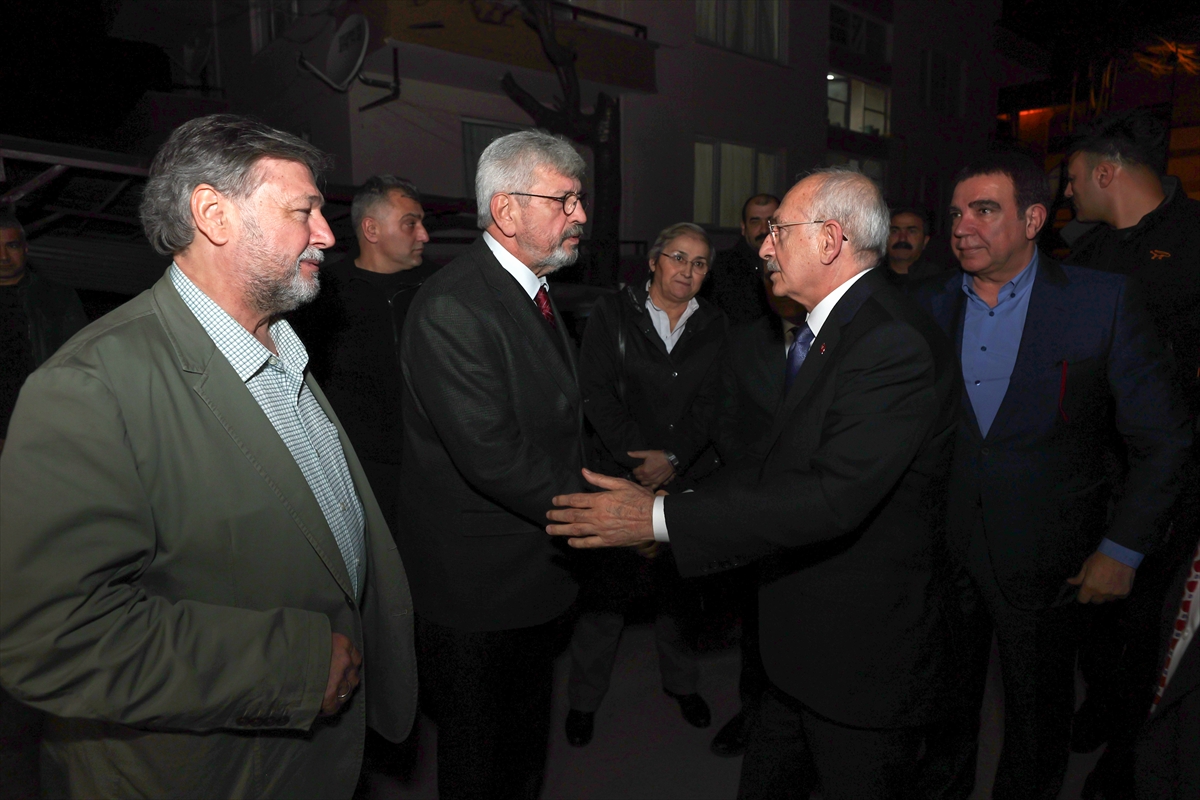 CHP Genel Başkanı Kılıçdaroğlu, Sakarya'da taziye ziyaretinde bulundu