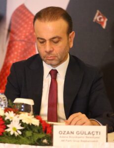 - "'Engelleniyoruz' yalanıyla oluşturduğunuz konforlu alanlarınızdan çıkın ve şehirlerinize bir