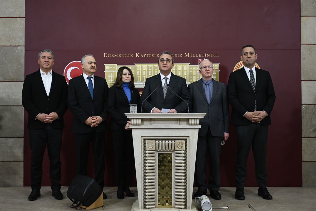 CHP'li Tezcan: “Başörtüsü teklifine bu şekliyle Genel Kurulda destek vermeyeceğiz”