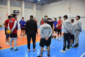ŞIRNAK (AA) – Voleybol AXA Sigorta Efeler Ligi ekiplerinden Cizre