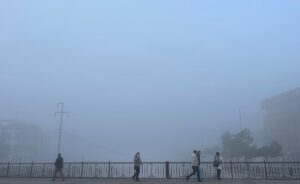 DÜZCE (AA) – Düzce'de sis nedeniyle görüş mesafesi yer yer