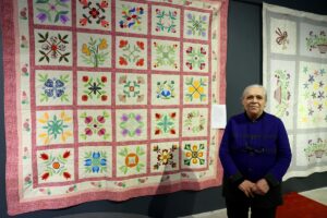 EDİRNE (AA) – Edirne'de kadınların tekstil atıkları kullanarak kırkyama sanatıyla