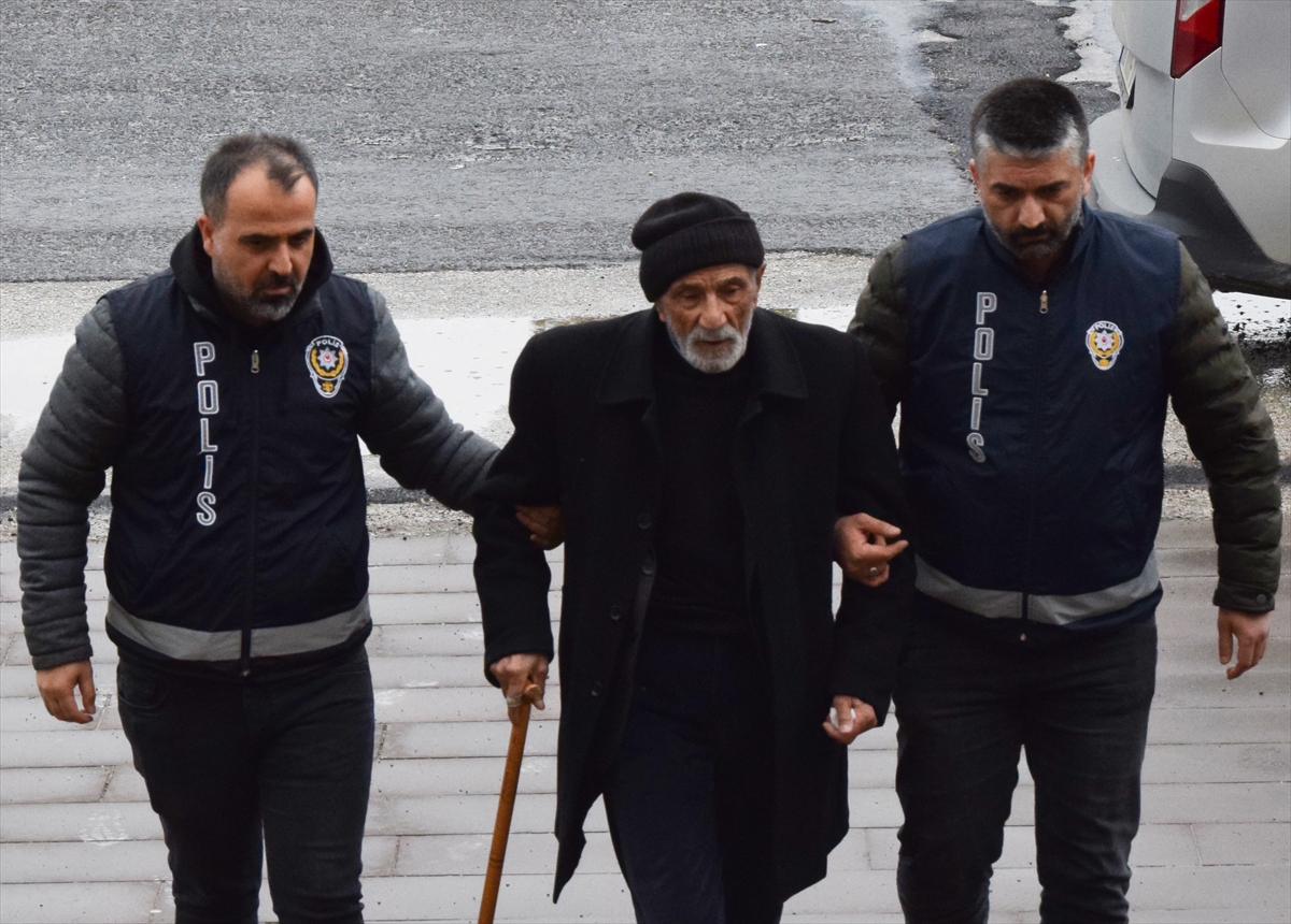 GÜNCELLEME – Eskişehir'de eşini, Bilecik'te oğlunu öldüren şüpheli tutuklandı