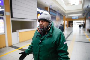 ESKİŞEHİR (AA) – Eskişehir Şehirlerarası Otobüs Terminali'nde bilet satış gişelerinde