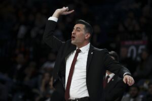 - Galatasaray Nef: 83 - Yukatel Merkezefendi Belediyesi Basket: 100