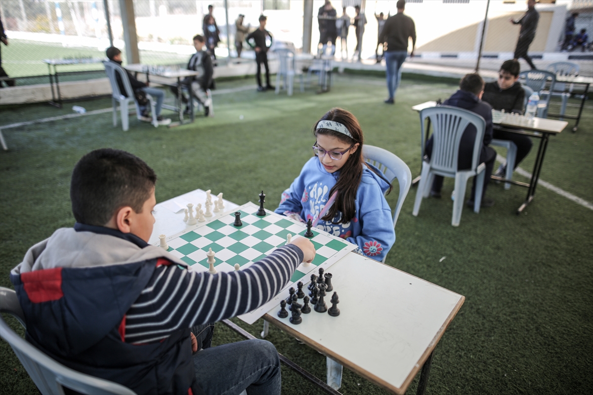 Gazze'de öğrenciler arası satranç turnuvası yapıldı